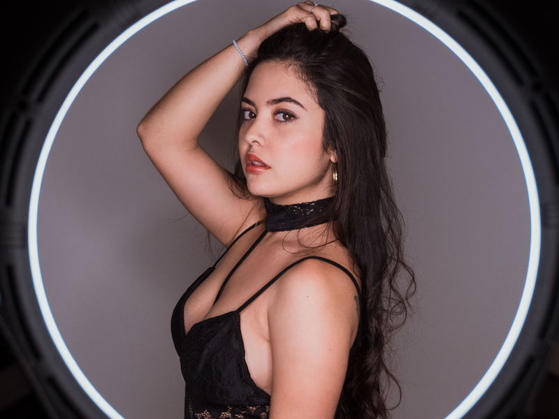 Usually the library for cam girls right here is actually gigantic